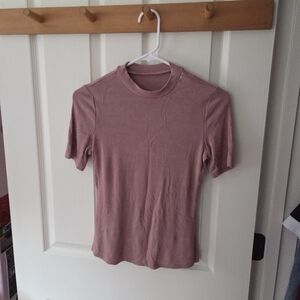 Ribbed Mock Neck Short Sleeve Tee - Mauve Pink